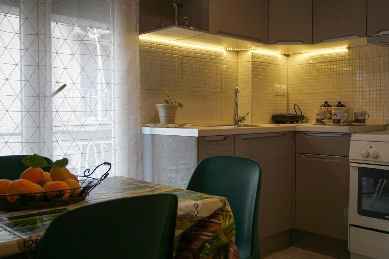 Afrodite'S Apartment Athena Bagian luar foto
