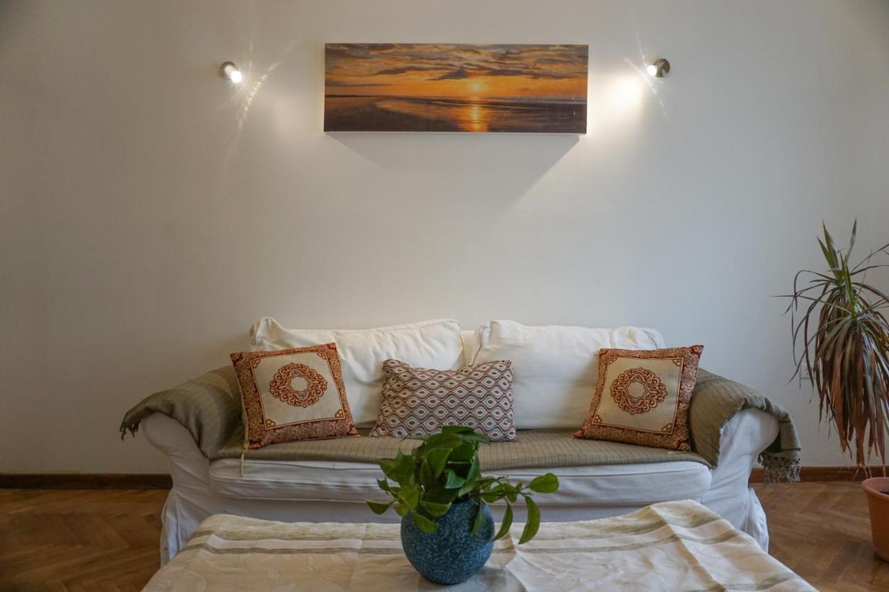 Afrodite'S Apartment Athena Bagian luar foto